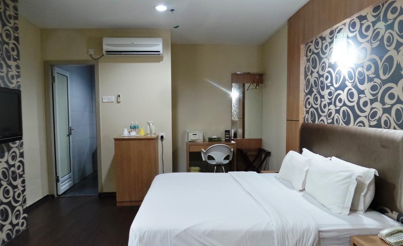 Baguss City Hotel Johor Bahru Dış mekan fotoğraf